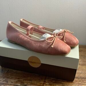 Oasis Ballerina Pink Flats *says 8.5, fits more like a 9.5*